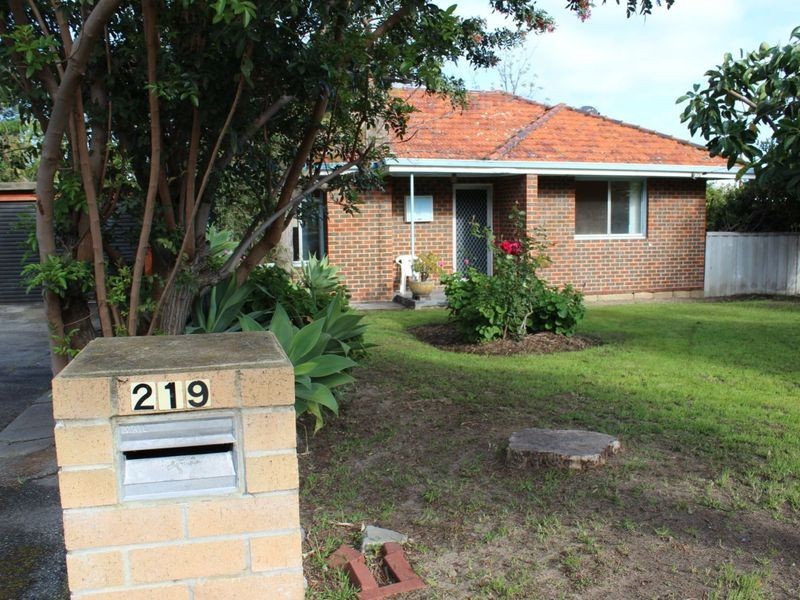 219 Nollamara Avenue, Nollamara WA 6061