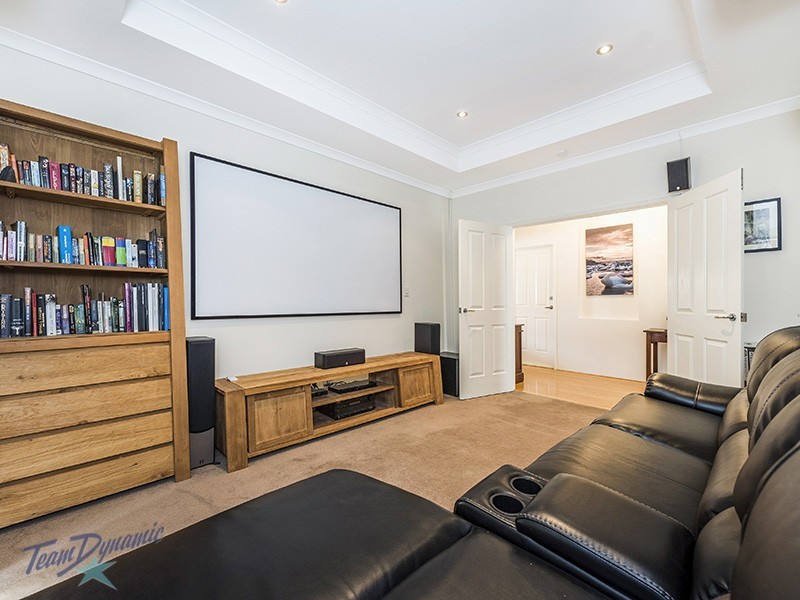 6 Caraway Gate, Stirling WA 6021