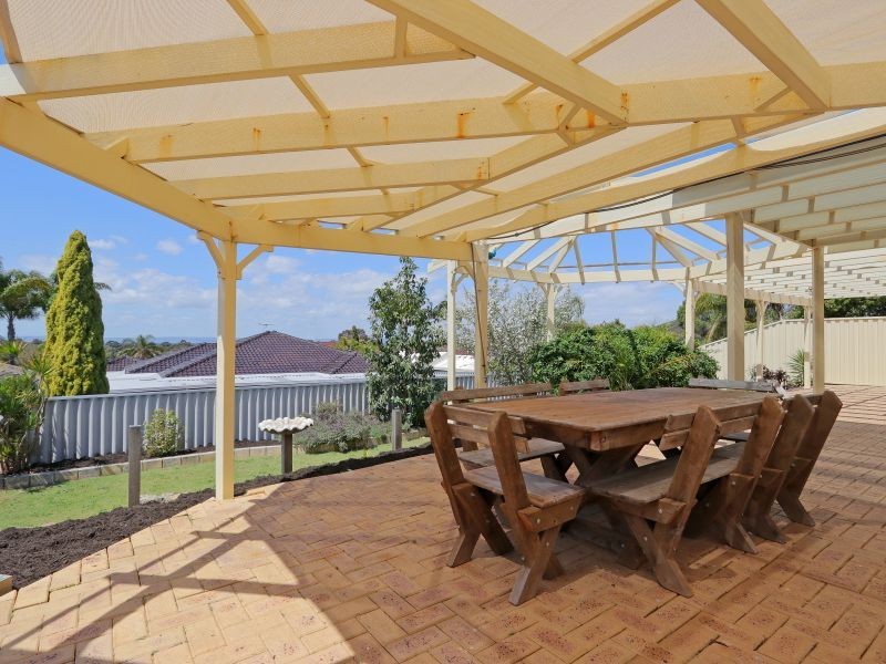 56 The Avenue, Alexander Heights WA 6064