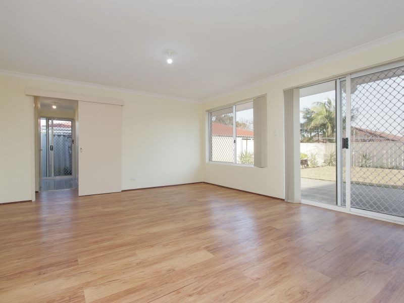 96 Azelia Street, Alexander Heights WA 6064