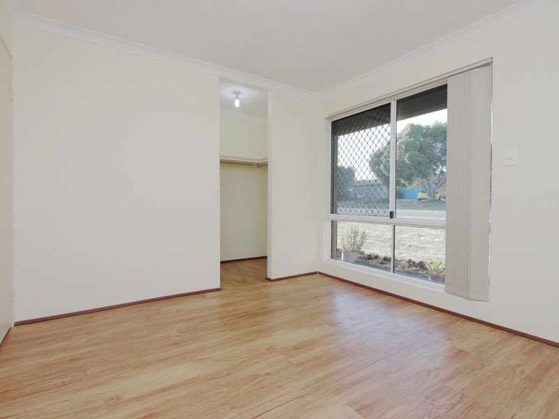 96 Azelia Street, Alexander Heights WA 6064