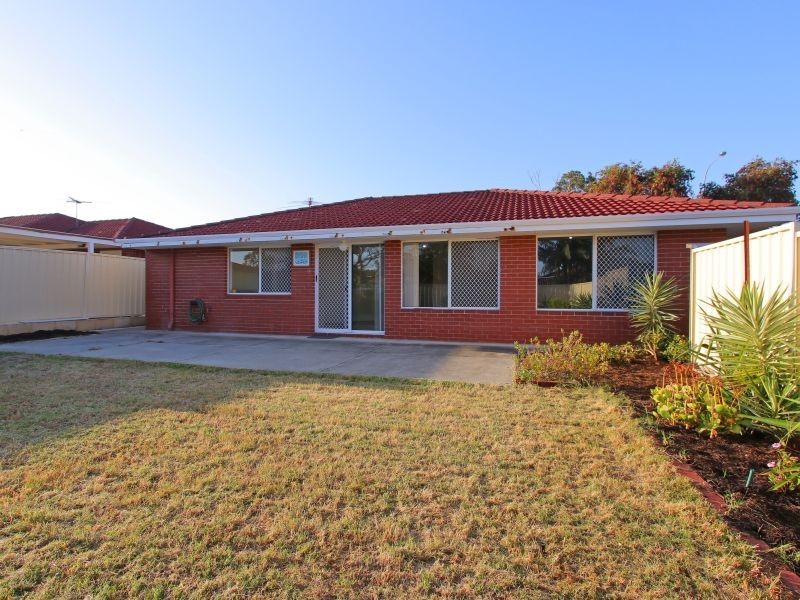 96 Azelia Street, Alexander Heights WA 6064