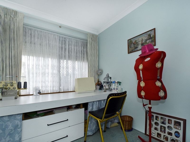 16 Pinetree Close, Alexander Heights WA 6064