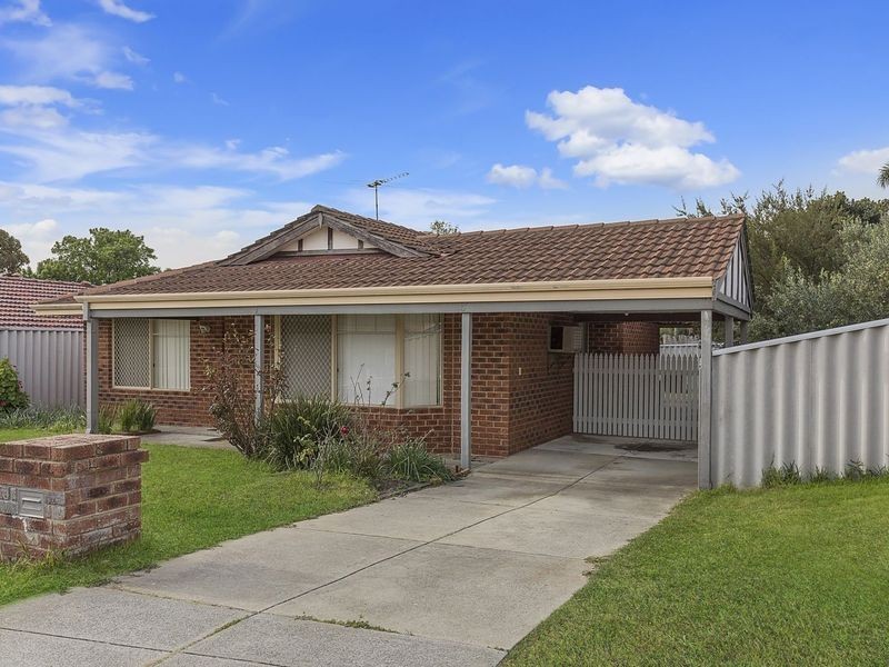 3 Redwood Court, Alexander Heights WA 6064