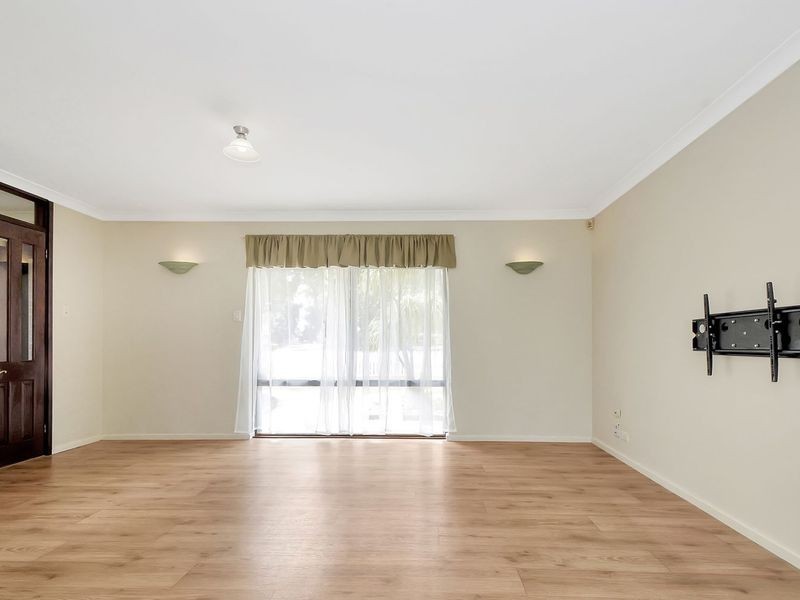 47 Greenpark Road, Alexander Heights WA 6064