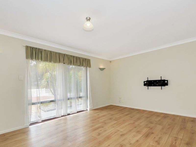 47 Greenpark Road, Alexander Heights WA 6064