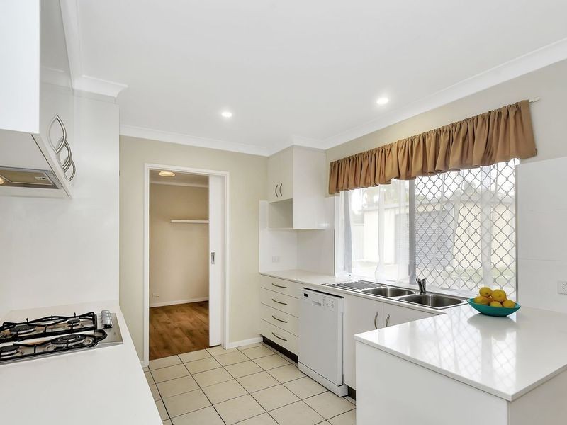 47 Greenpark Road, Alexander Heights WA 6064