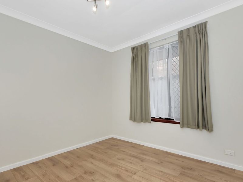 47 Greenpark Road, Alexander Heights WA 6064