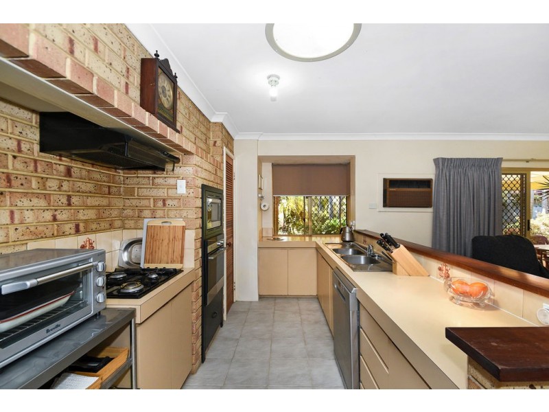 1 CARMIL PLACE, Alexander Heights WA 6064