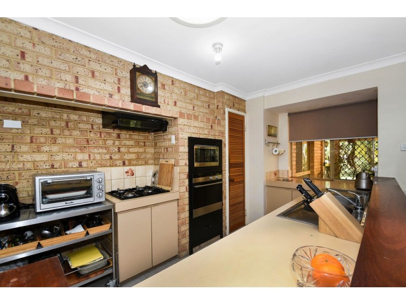 1 CARMIL PLACE, Alexander Heights WA 6064