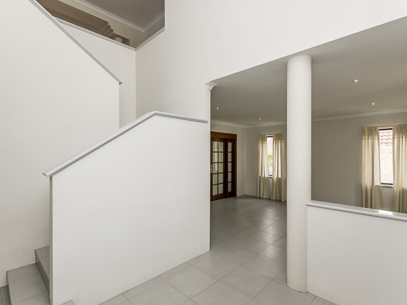 3 THOMAS HAMILTON AVENUE, Mirrabooka WA 6061