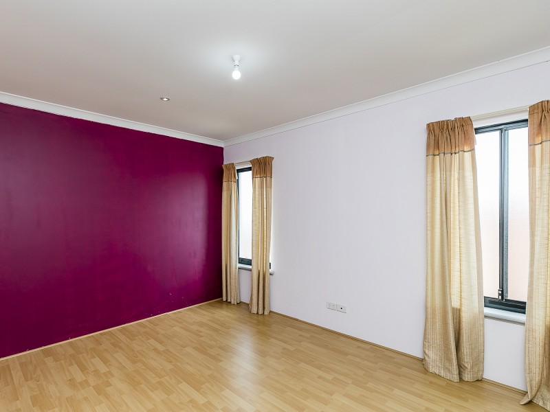 3 THOMAS HAMILTON AVENUE, Mirrabooka WA 6061