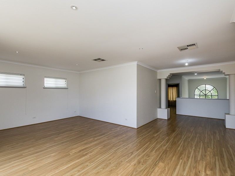 3 THOMAS HAMILTON AVENUE, Mirrabooka WA 6061