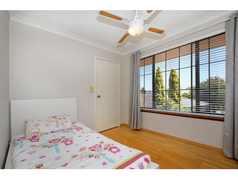 6 WOODSPRING GROVE, Ballajura WA 6066