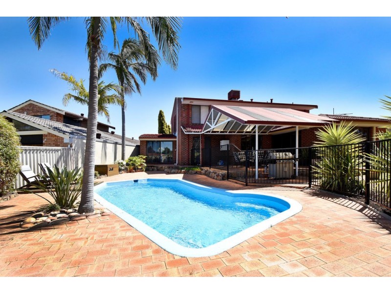 6 WOODSPRING GROVE, Ballajura WA 6066