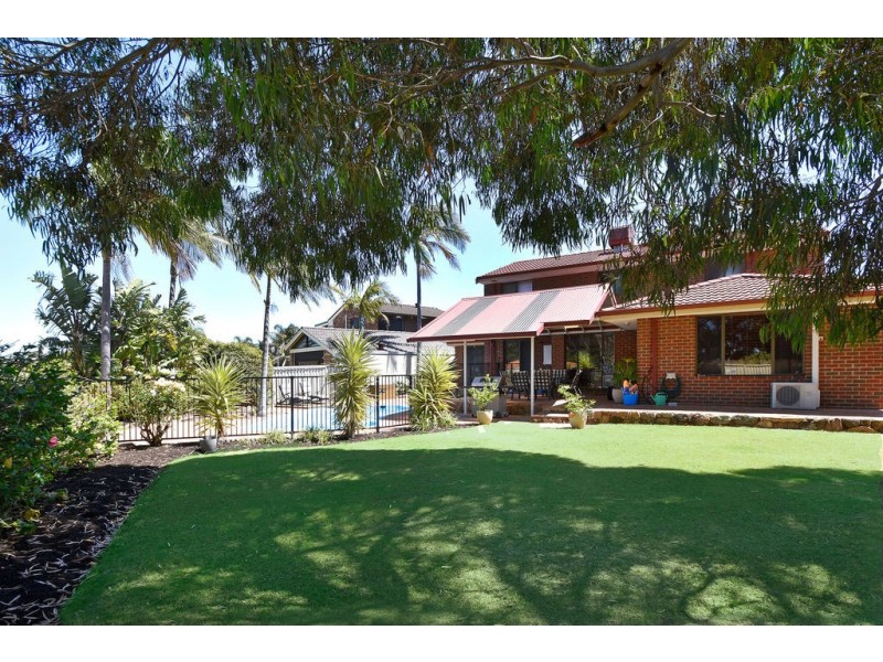 6 WOODSPRING GROVE, Ballajura WA 6066