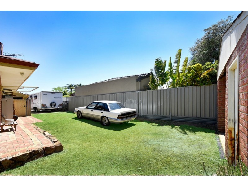 6 WOODSPRING GROVE, Ballajura WA 6066