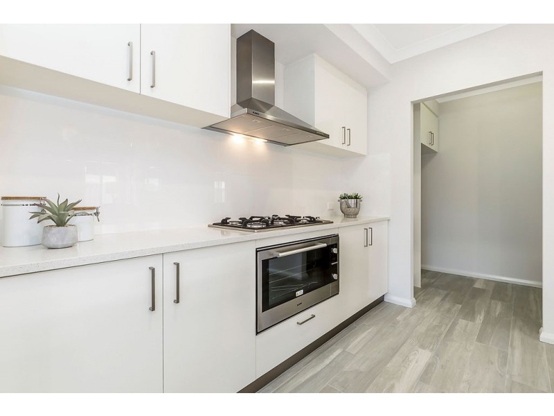12 BARTLEY CHASE, Aveley WA 6069