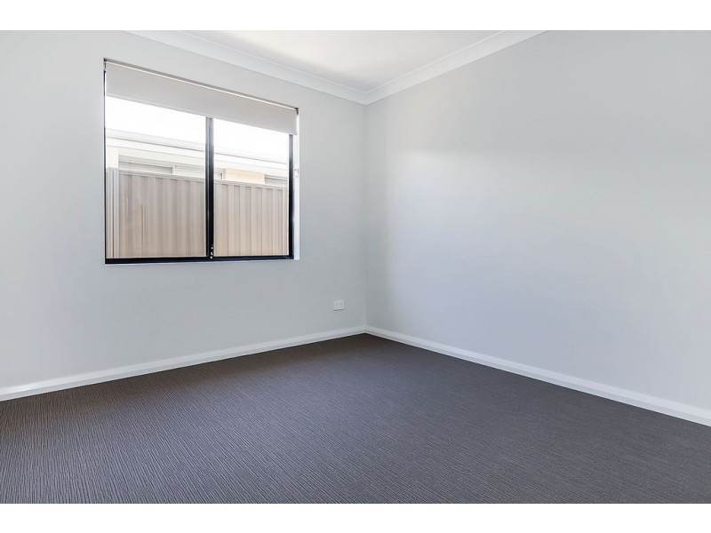 12 BARTLEY CHASE, Aveley WA 6069