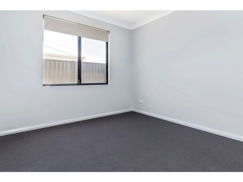 12 BARTLEY CHASE, Aveley WA 6069