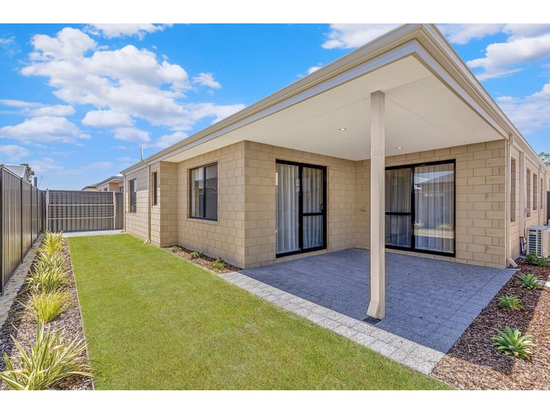 12 BARTLEY CHASE, Aveley WA 6069