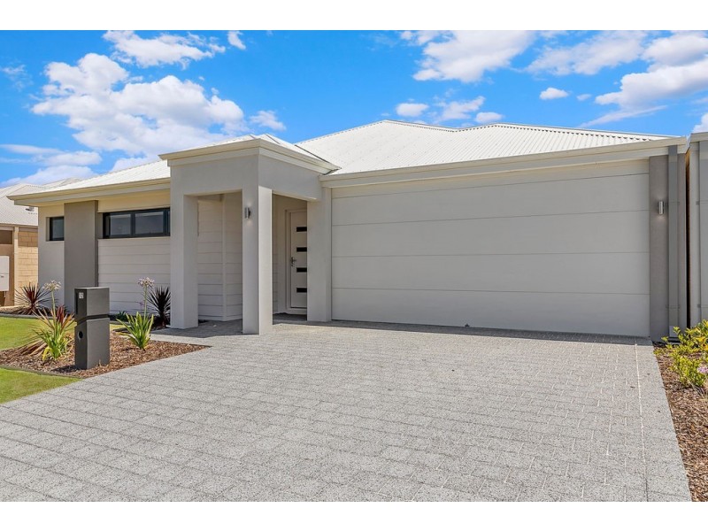 12 BARTLEY CHASE, Aveley WA 6069