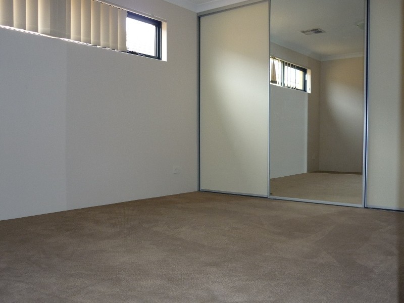 29 Bolton Way, Darch WA 6065