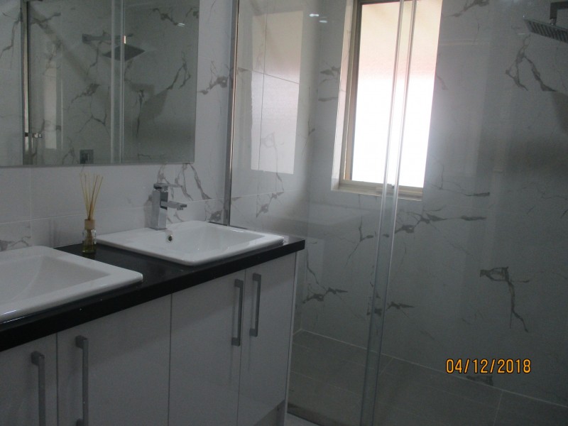 11 Deerina Green, Alexander Heights WA 6064