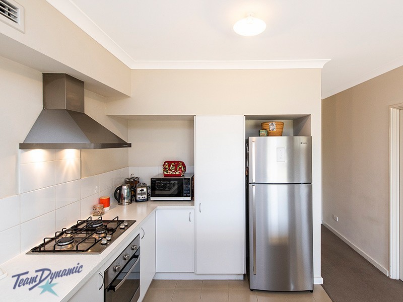 59/45 ELVIRE STREET, Viveash WA 6056