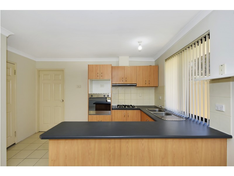 8 Bridal Crescent, Kenwick WA 6107