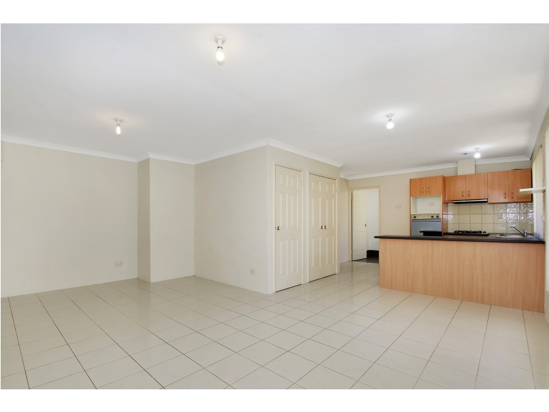 8 Bridal Crescent, Kenwick WA 6107