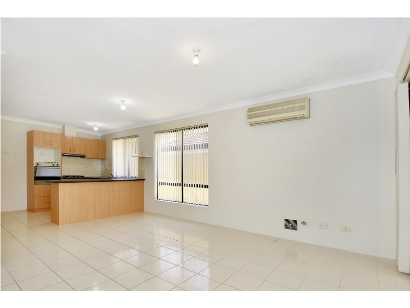 8 Bridal Crescent, Kenwick WA 6107