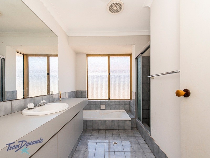 10 NOBLE COURT, Dianella WA 6059