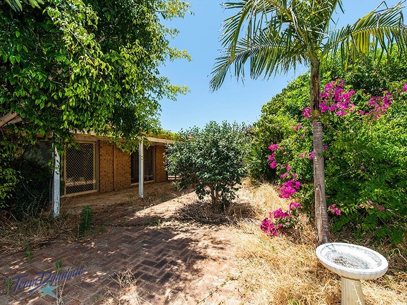 10 NOBLE COURT, Dianella WA 6059