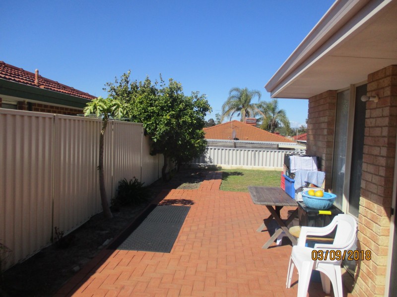 28 Gaby Way, Marangaroo WA 6064