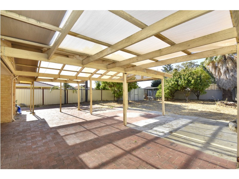 5 Itar Court, Marangaroo WA 6064