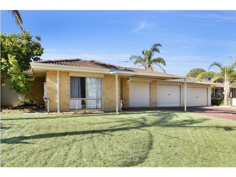5 Itar Court, Marangaroo WA 6064