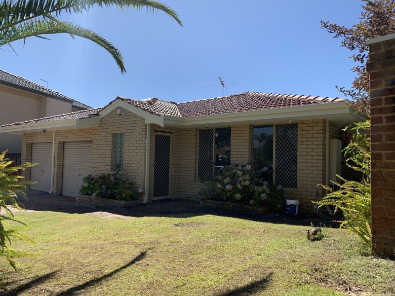 1 Lagoon Heights, Ballajura WA 6066