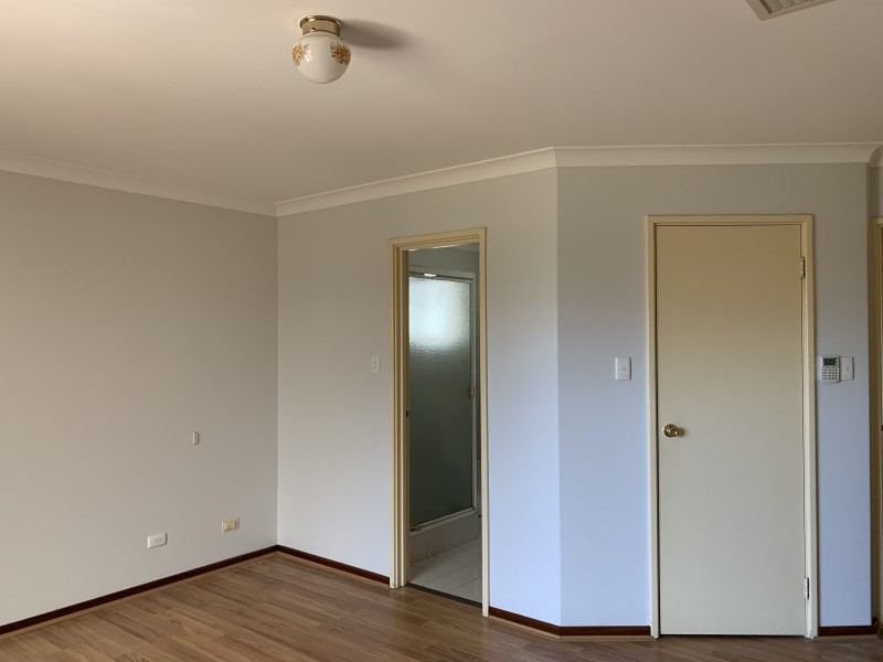 1 Lagoon Heights, Ballajura WA 6066