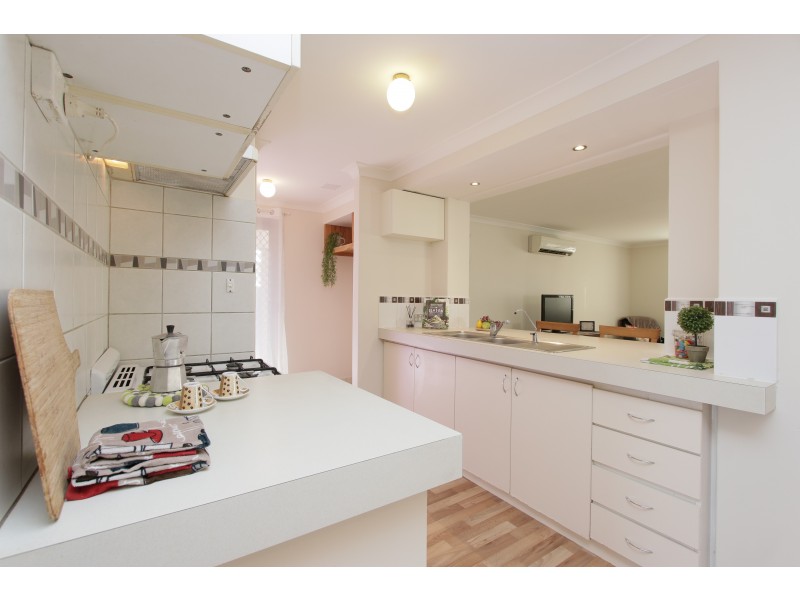 21 Cunningham Loop, Mirrabooka WA 6061