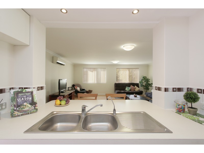 21 Cunningham Loop, Mirrabooka WA 6061