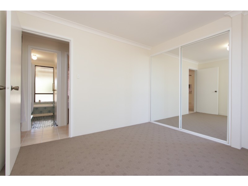 21 Cunningham Loop, Mirrabooka WA 6061