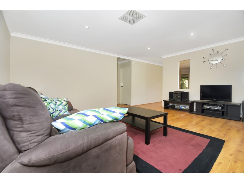 19 James Gilmour Way, Darch WA 6065