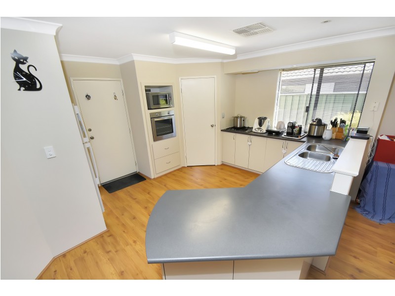 19 James Gilmour Way, Darch WA 6065