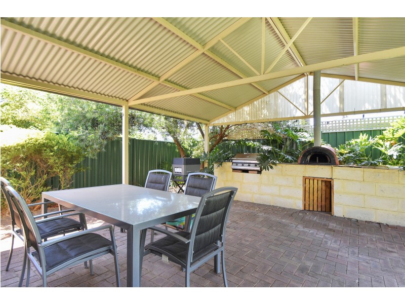 19 James Gilmour Way, Darch WA 6065