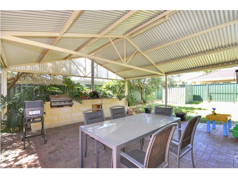 19 James Gilmour Way, Darch WA 6065
