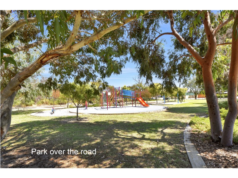 19 James Gilmour Way, Darch WA 6065