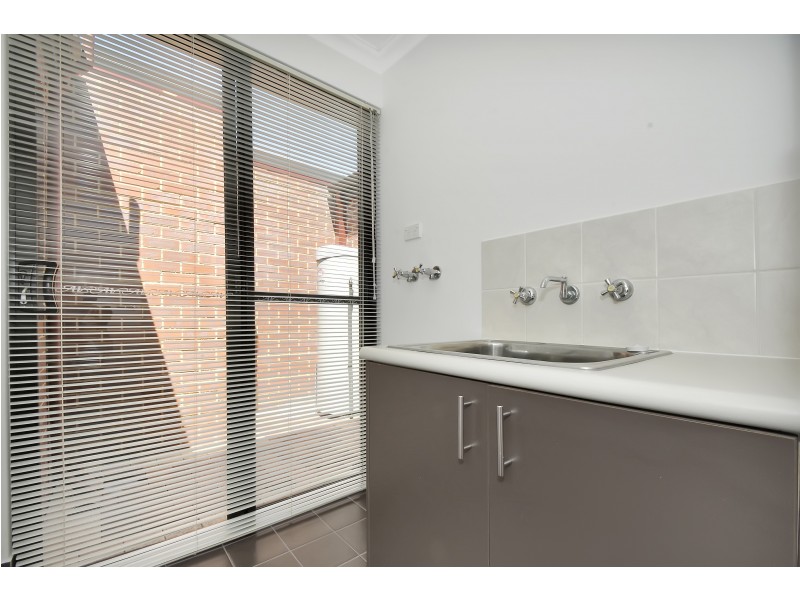 11A Ungaroo Road, Westminster WA 6061