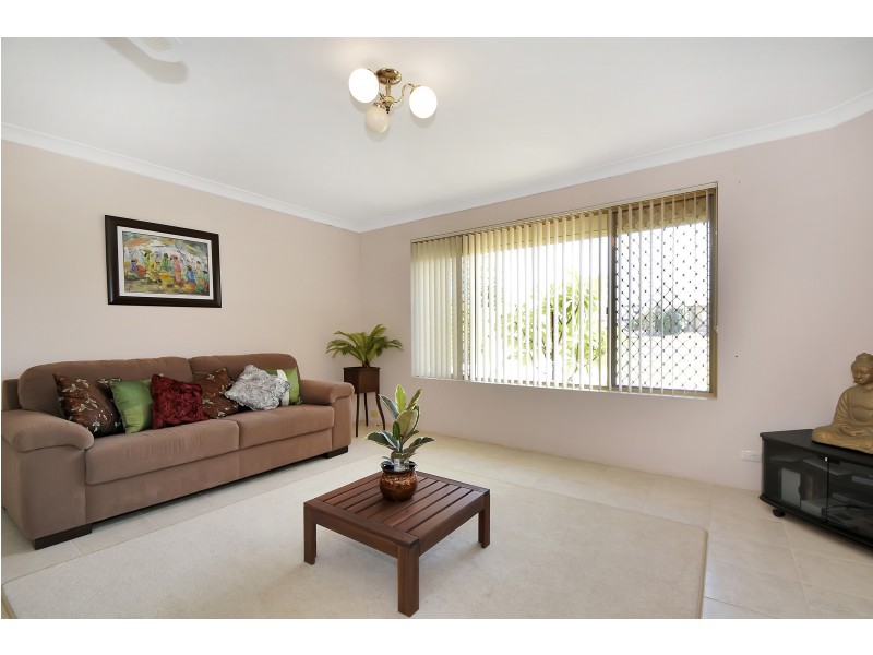 5 AZELIA STREET, Alexander Heights WA 6064