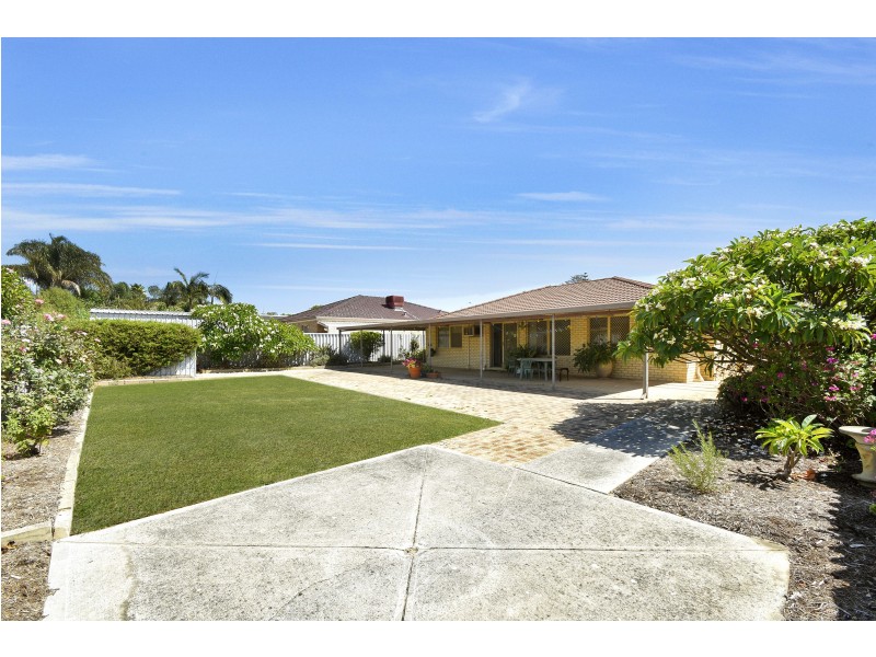 5 AZELIA STREET, Alexander Heights WA 6064